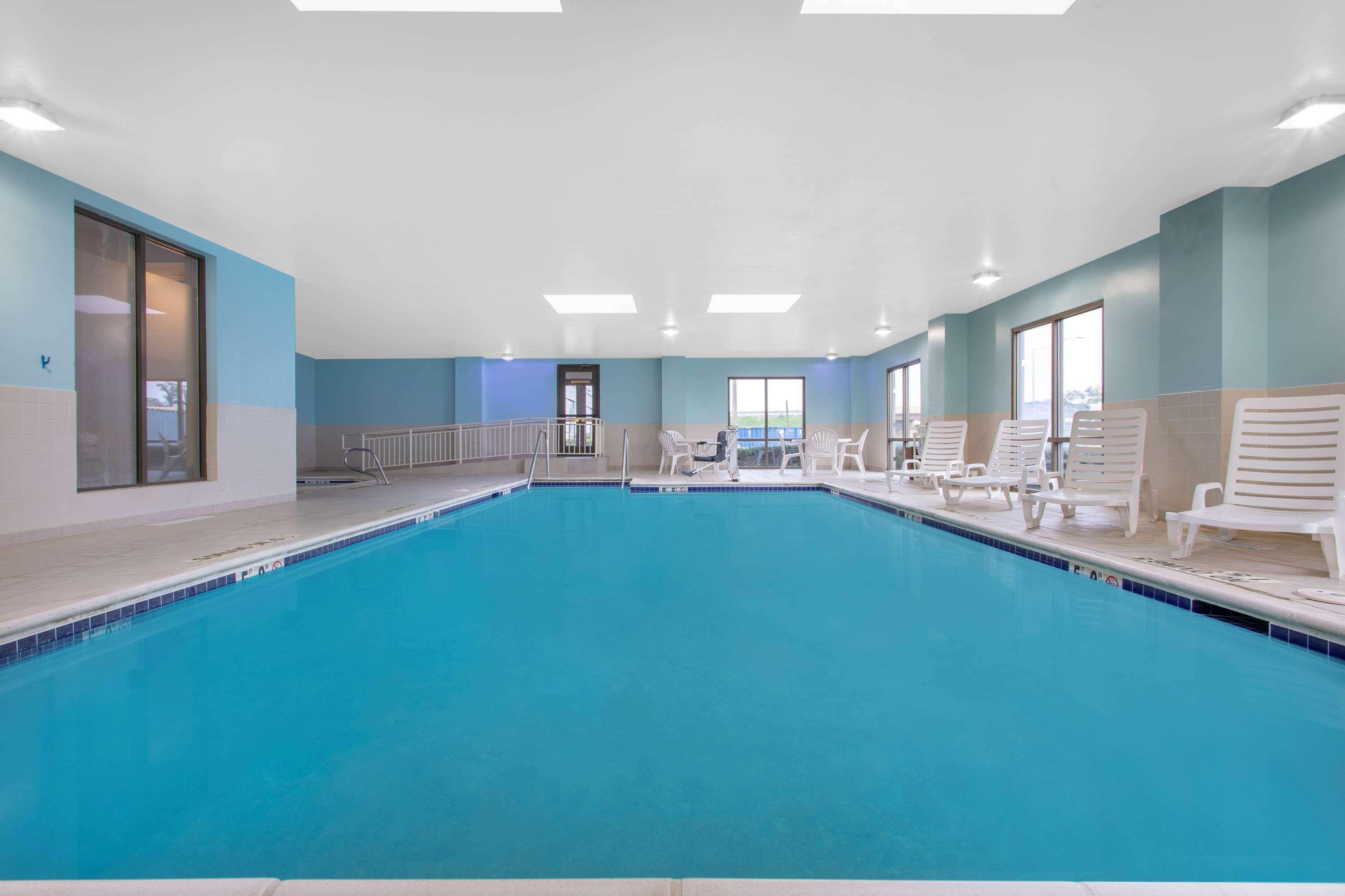 Wingate By Wyndham מכניקסבורג מראה חיצוני תמונה